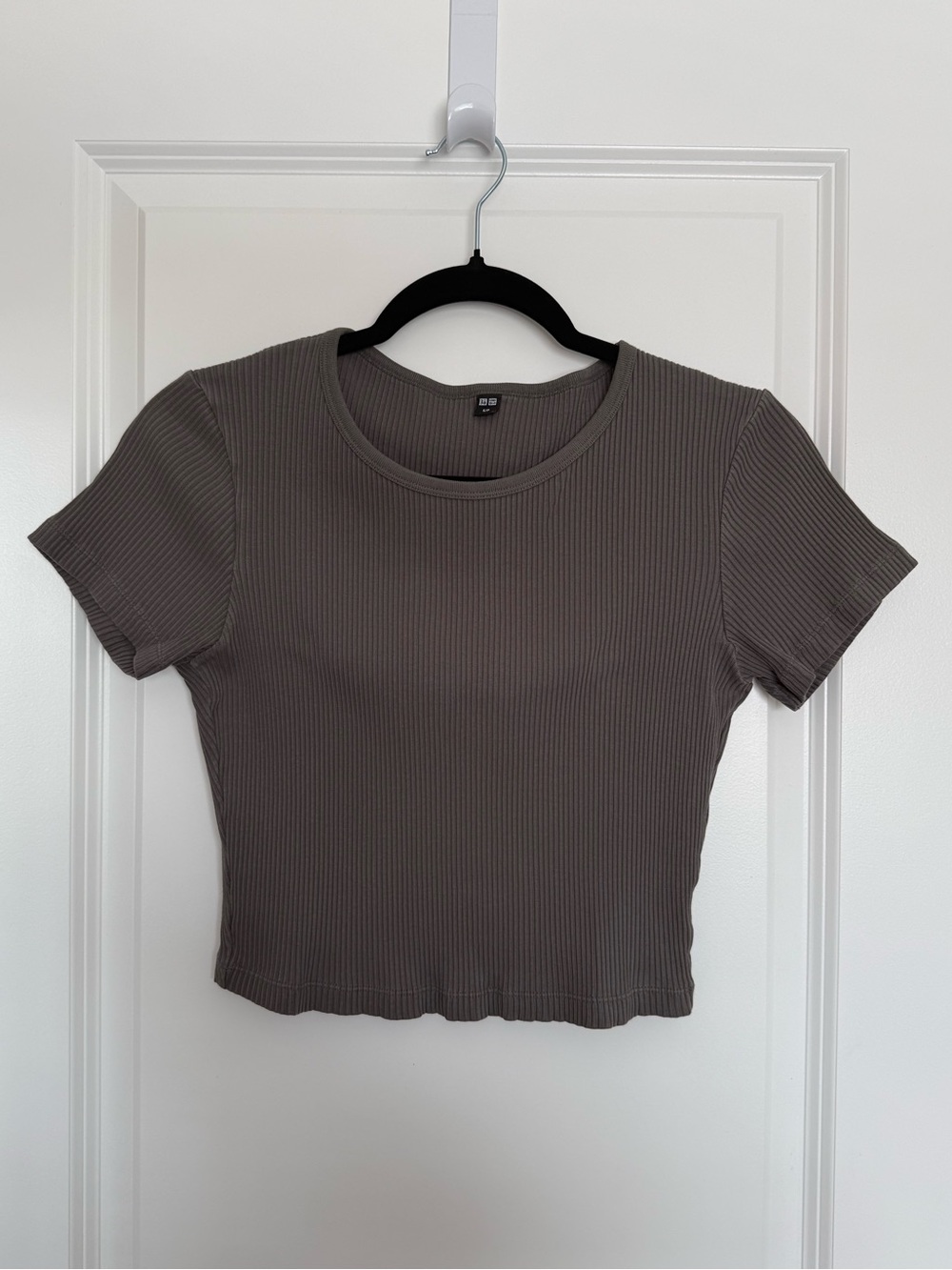 Uniqlo Dark Grey Crop T-Shirt